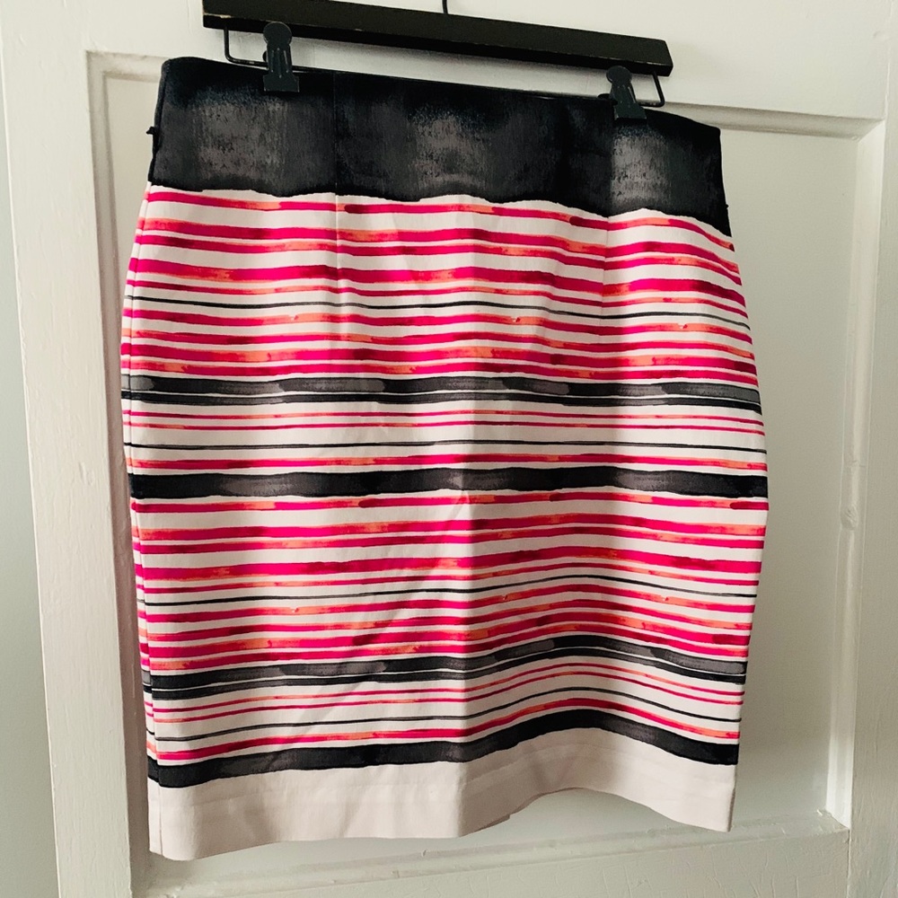 Striped pencil skirt